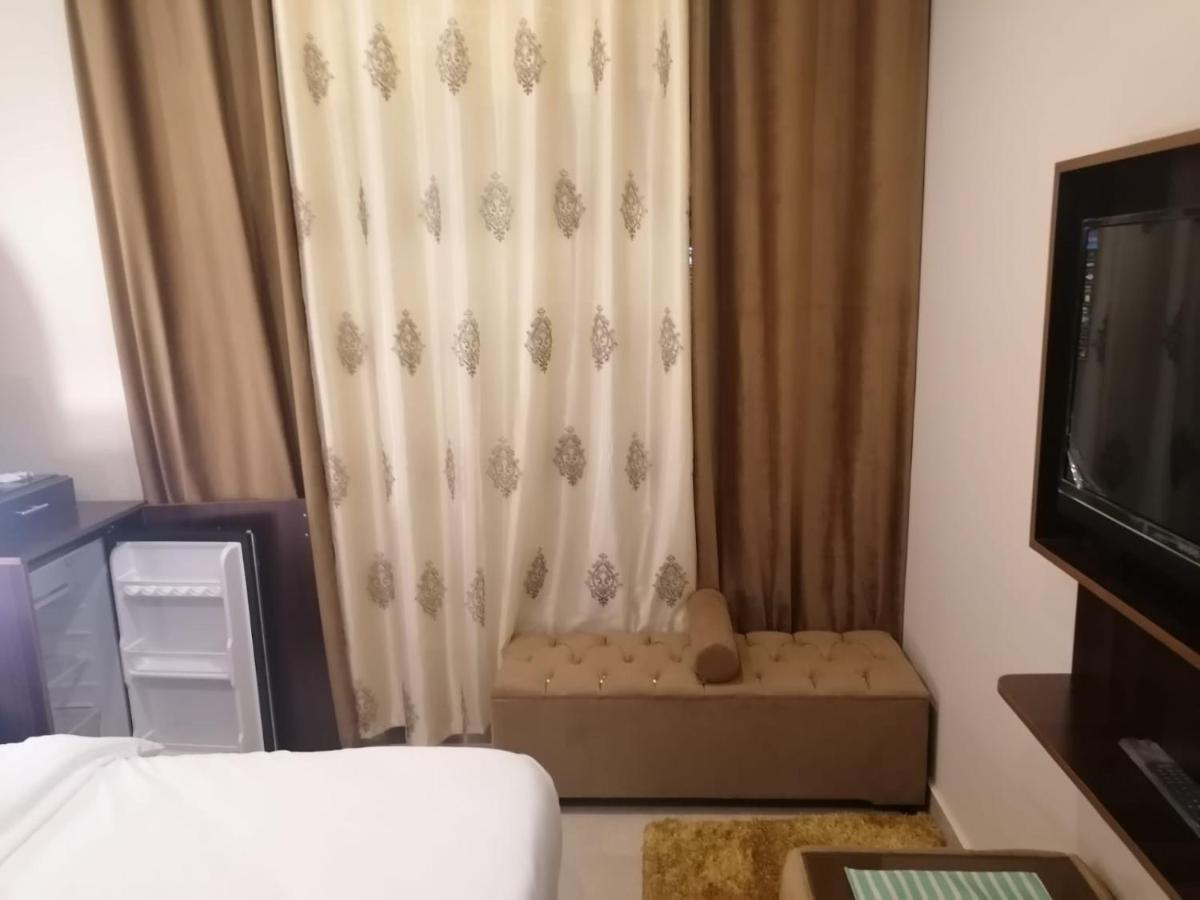 Nice View Hotel فندق الأطلالة الجميلة للعائلات فقط Aqaba Exterior photo